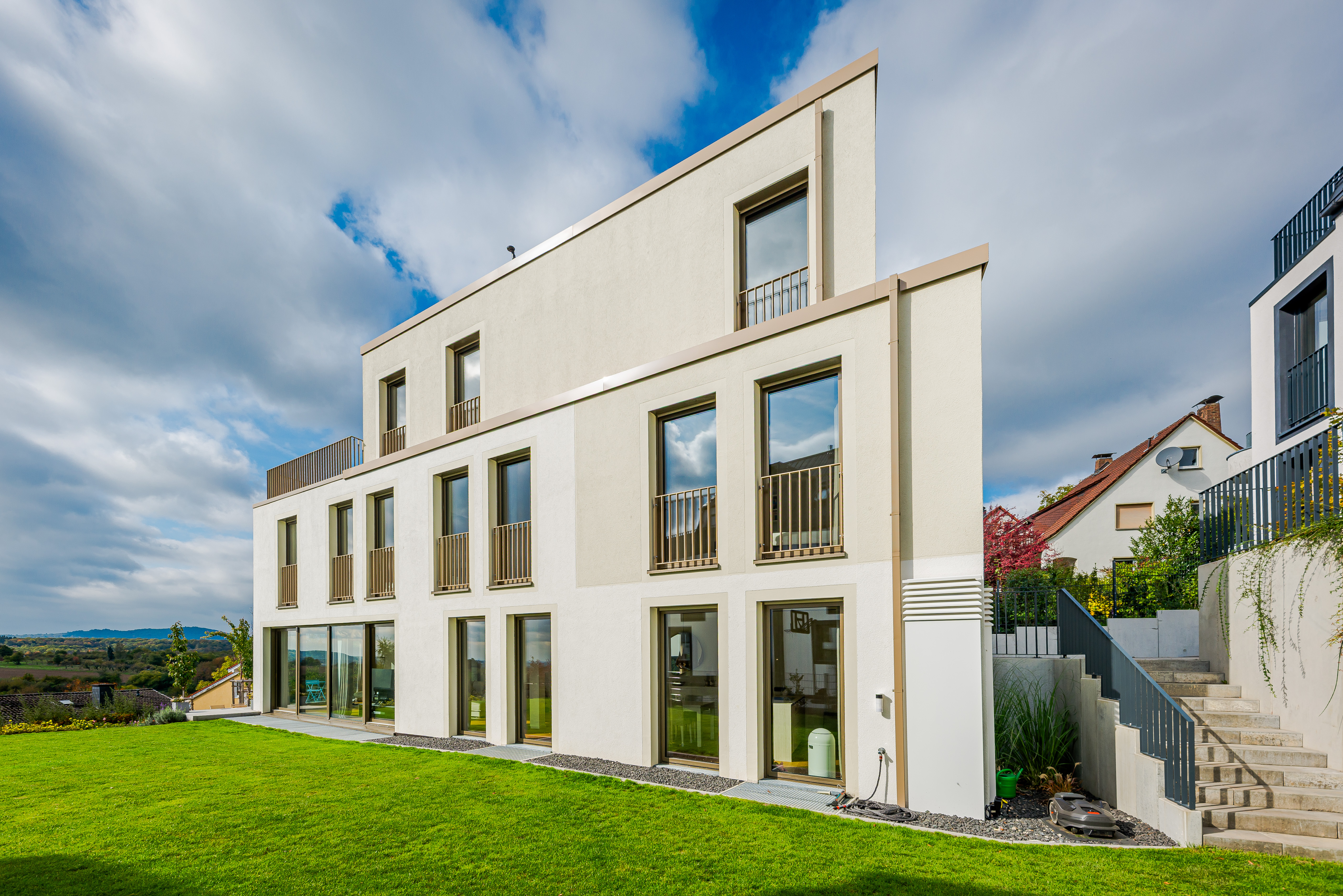 Drei-Linden-Palais — dlp-drone-ffm.jpg